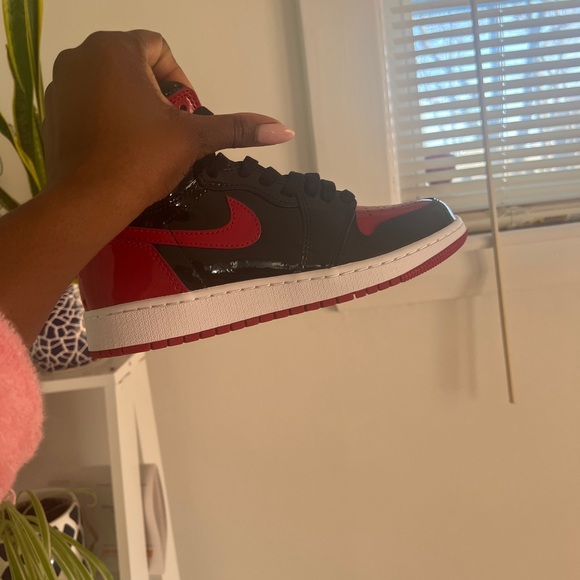 Retro 1 Jordan Bred - Picture 4 of 4